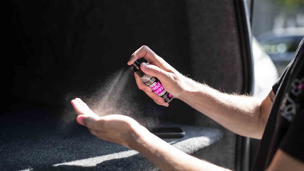 MUC-OFF Antibacterial Hand Spray 32ml - 2