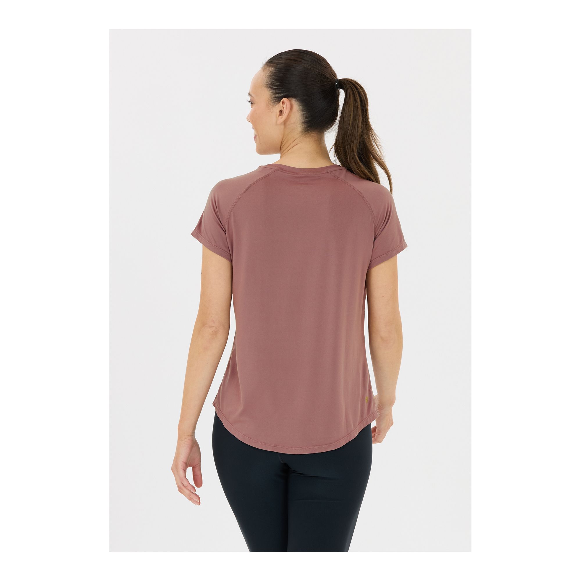 Athlecia Gaina V2 W S/S Tee Tränings-t-shirt - 23
