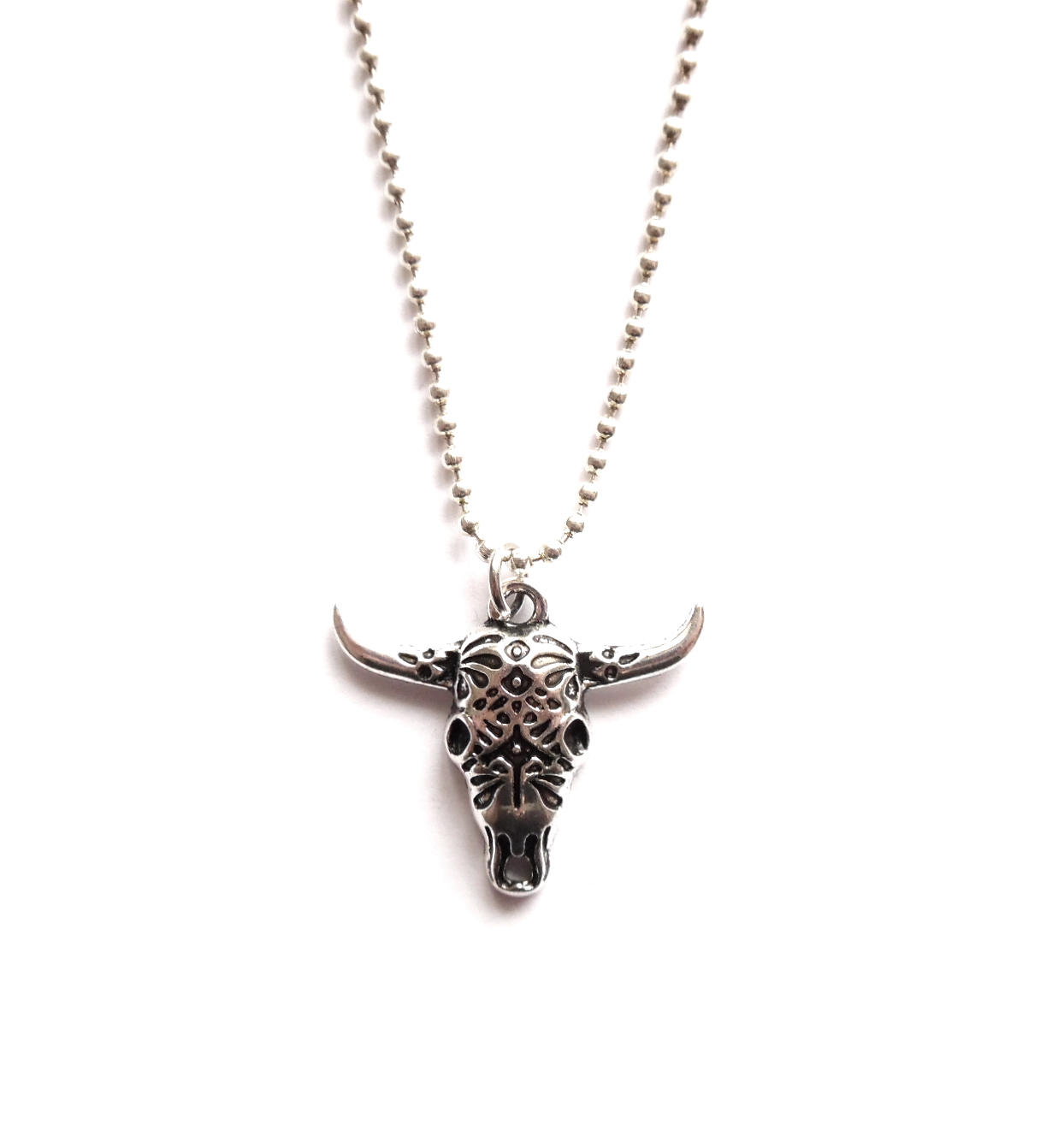 Halsband med tjurhuvud