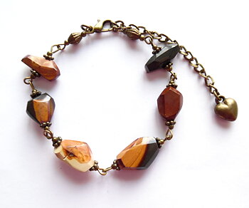 Armband med wonderstone