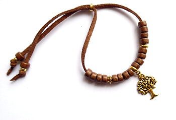 Armband med träd
