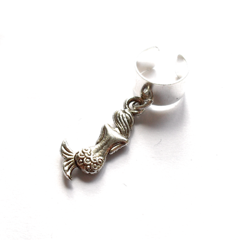 Ear cuff med sjöjungfru