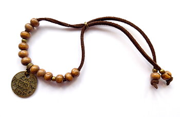 Armband med berlock