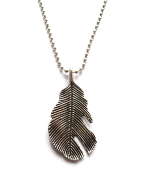 Halsband med löv