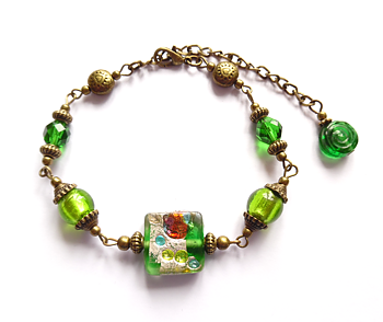 Armband med indiska pärlor