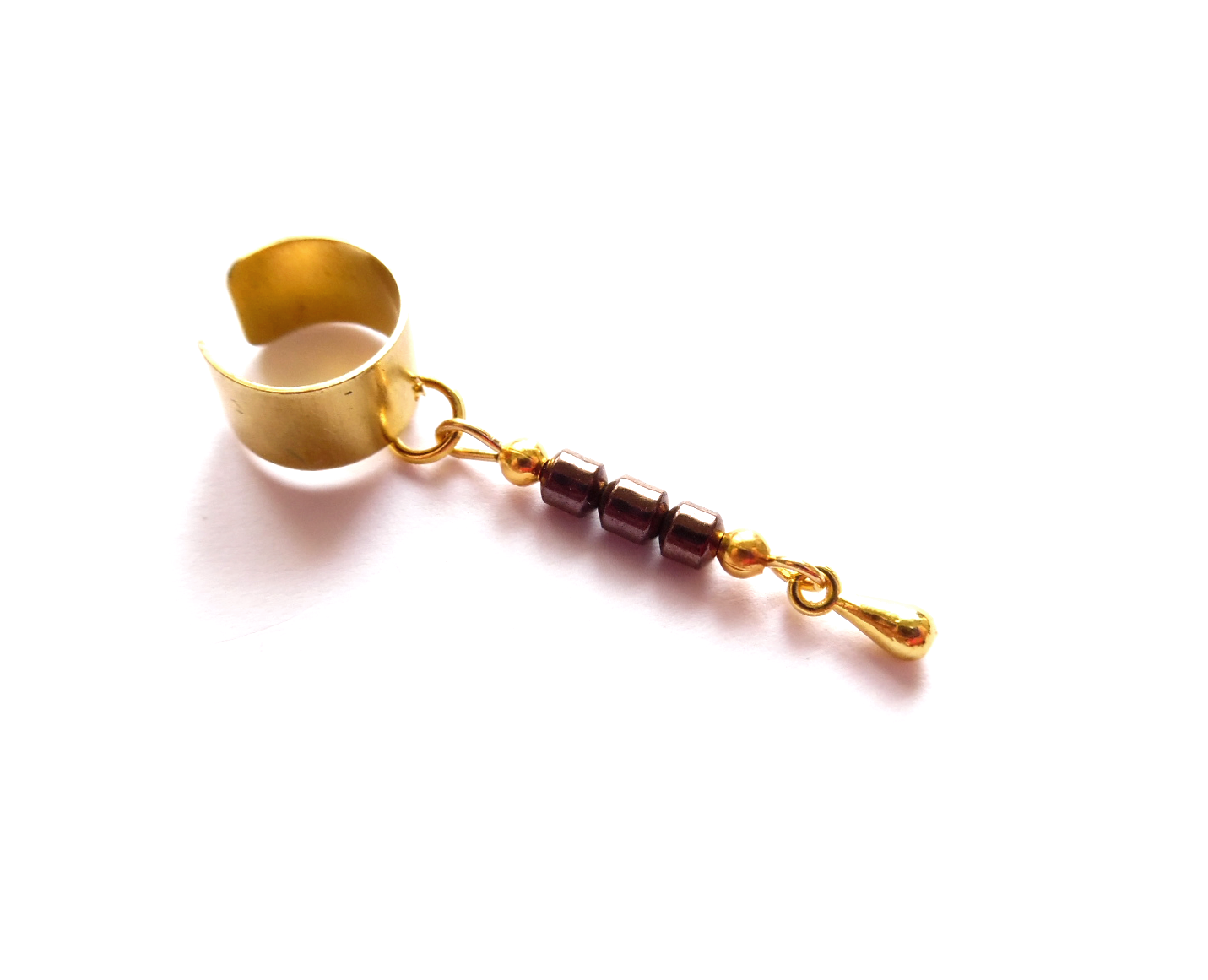 Ear cuff med hematit