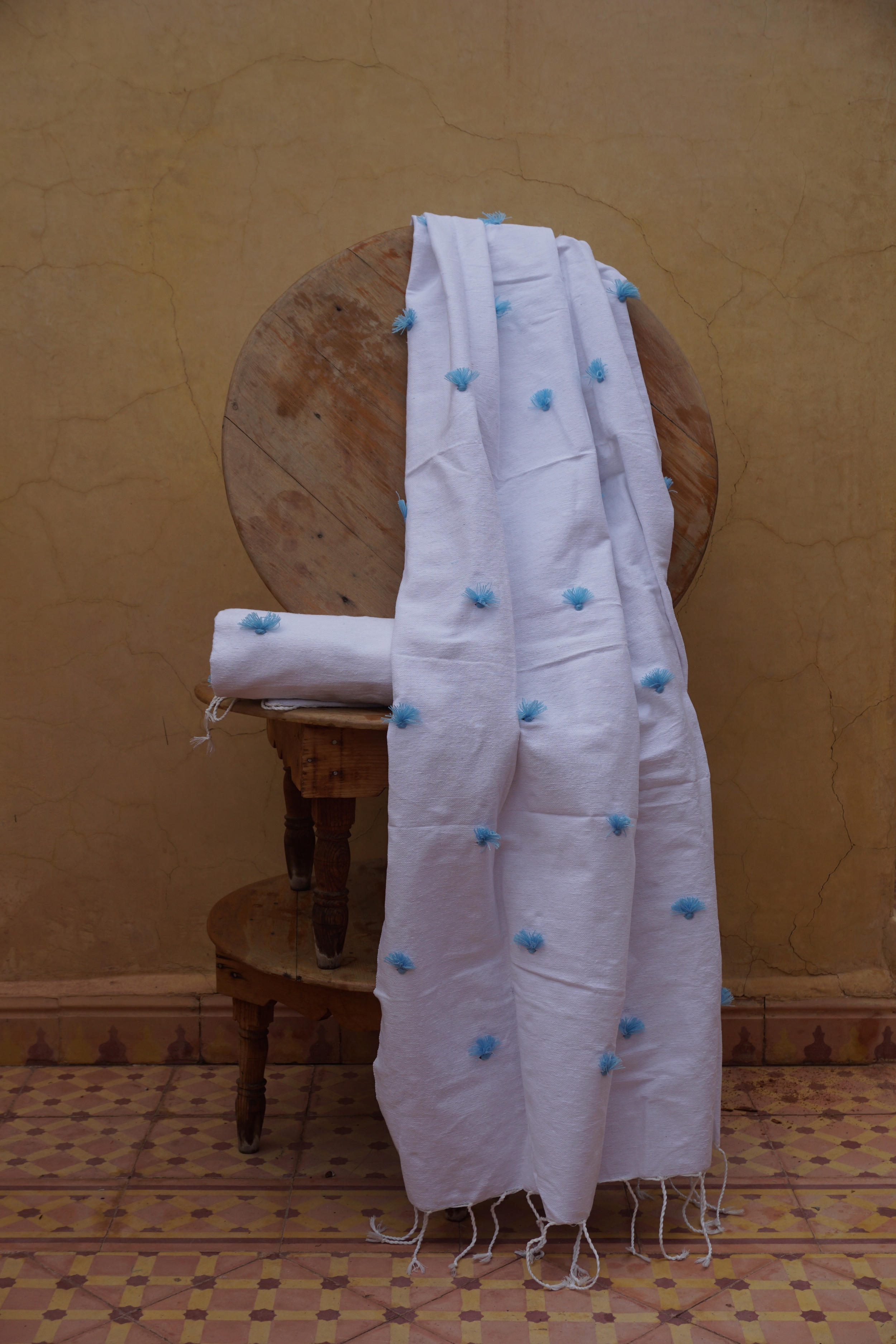 Hamam towel with pom pom light blue 