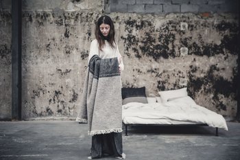 LEWIS THROW - Libeco