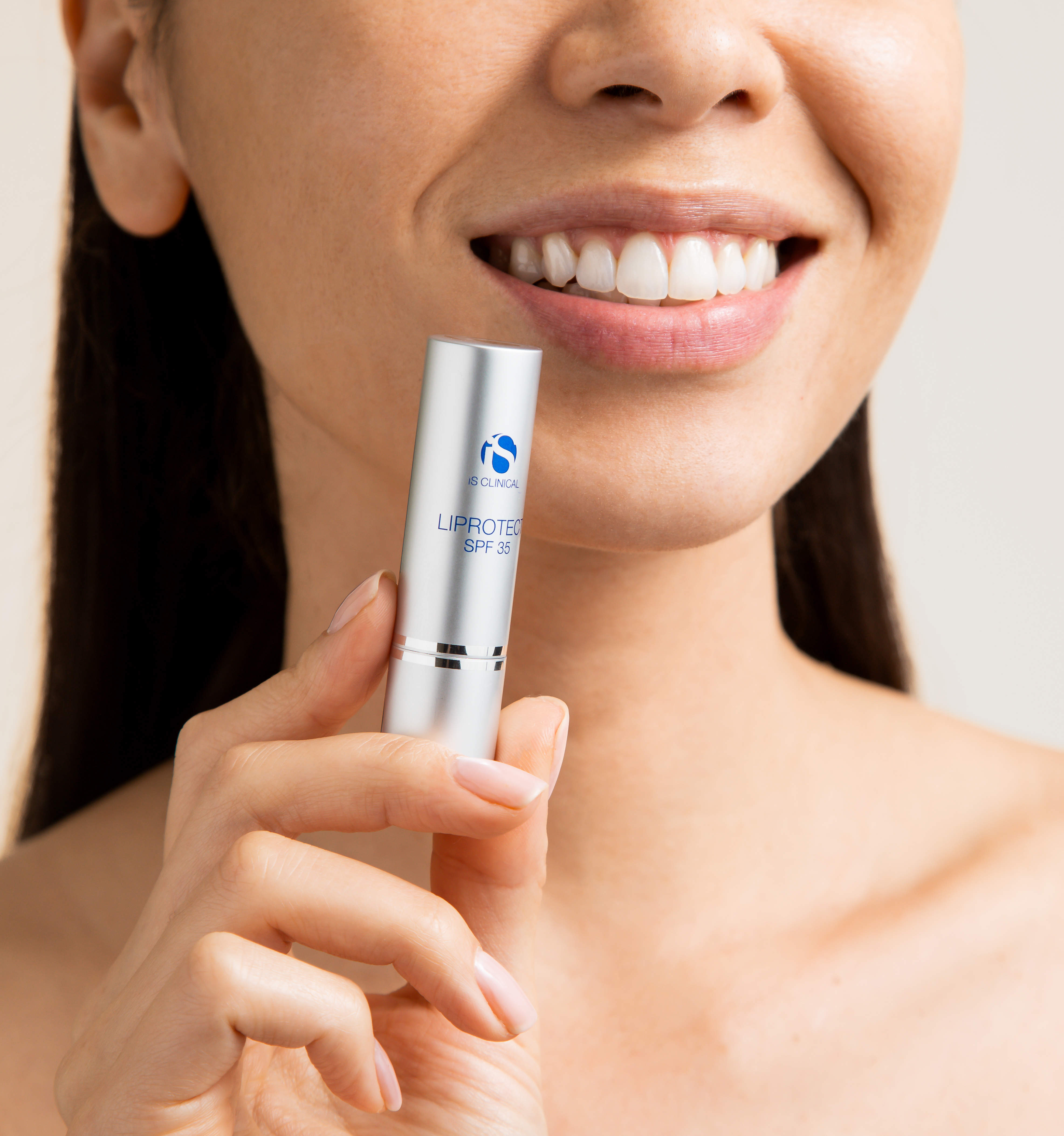 iS Clinical - Lip Protect SPF 35 - 2