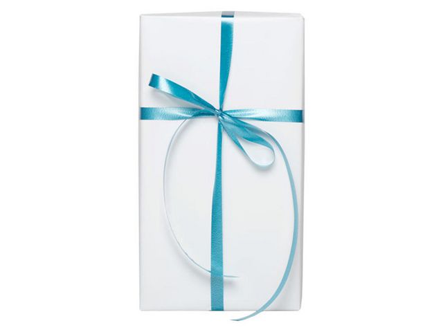 Presentpapper 57cmx154m vit FSC - 2