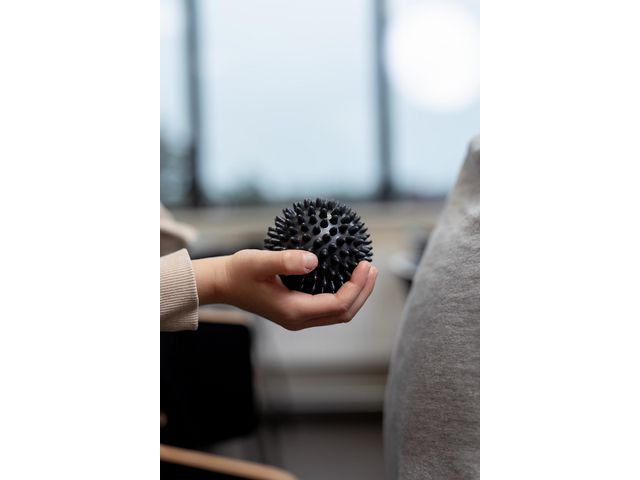 Massageboll m piggar 7,5 cm svart - 3