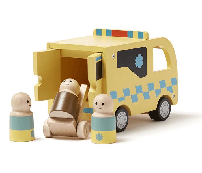 Ambulansbil i trä Kids Concept