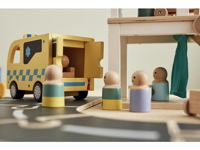 Ambulansbil i trä Kids Concept - 8