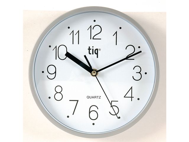 Väggur TIQ 22,5cm silver
