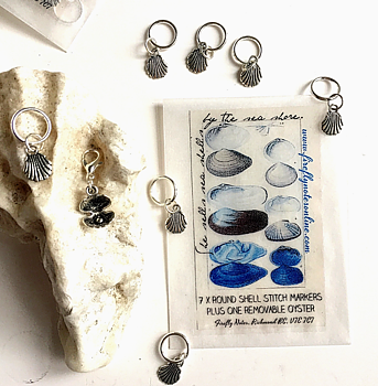 Firefly Notes : Seashell Stitch Marker Pack - 8 Stickmarkörer  i fin förpackning