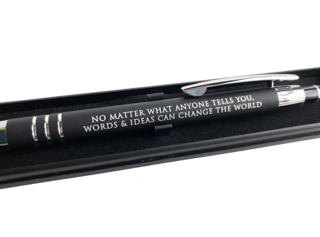 Fly Paper Products : Words & Ideas Can Change the World Pen Set - Kulpenna med citat i presentask - Perfekt present till studenten, journalisten och författaren! - 3