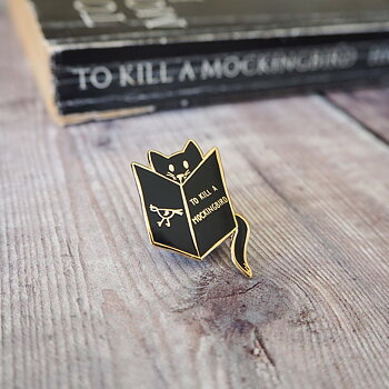Literary Emporium : Reading Cat - Enamel Pin