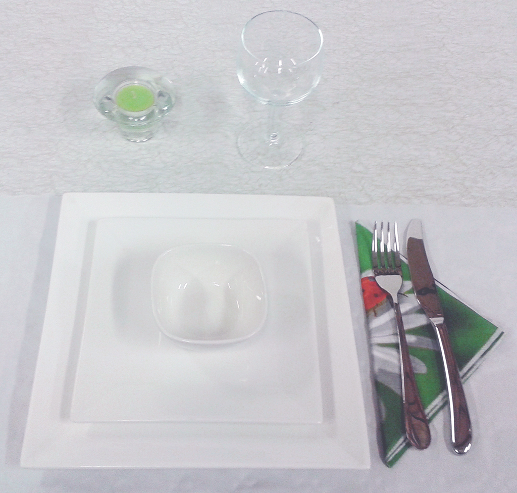 Tableware GM11 - 18 parts