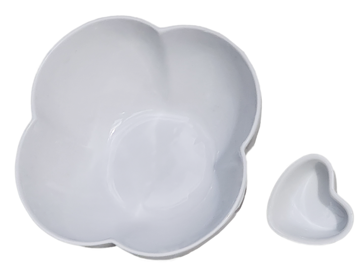 Porcelain Set - Love Heart Bowls with Large Flower - 13 pieces