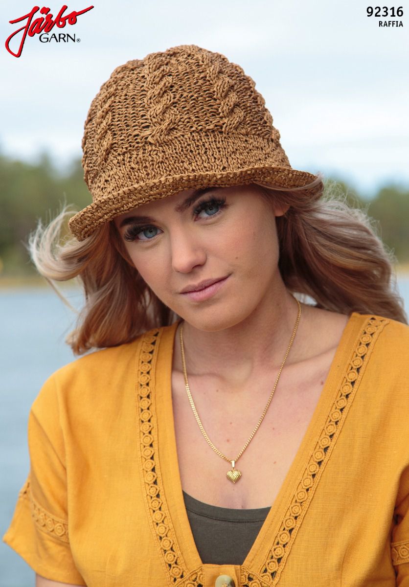 Raffia - PAPPERSHATT MED FLÄTOR