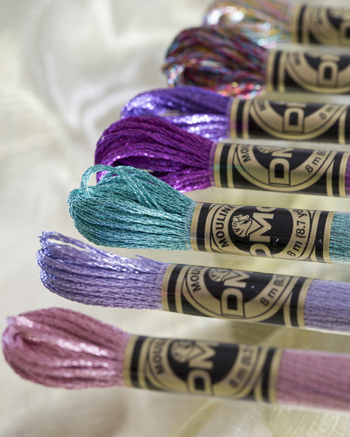 DMC Metallic Light effects