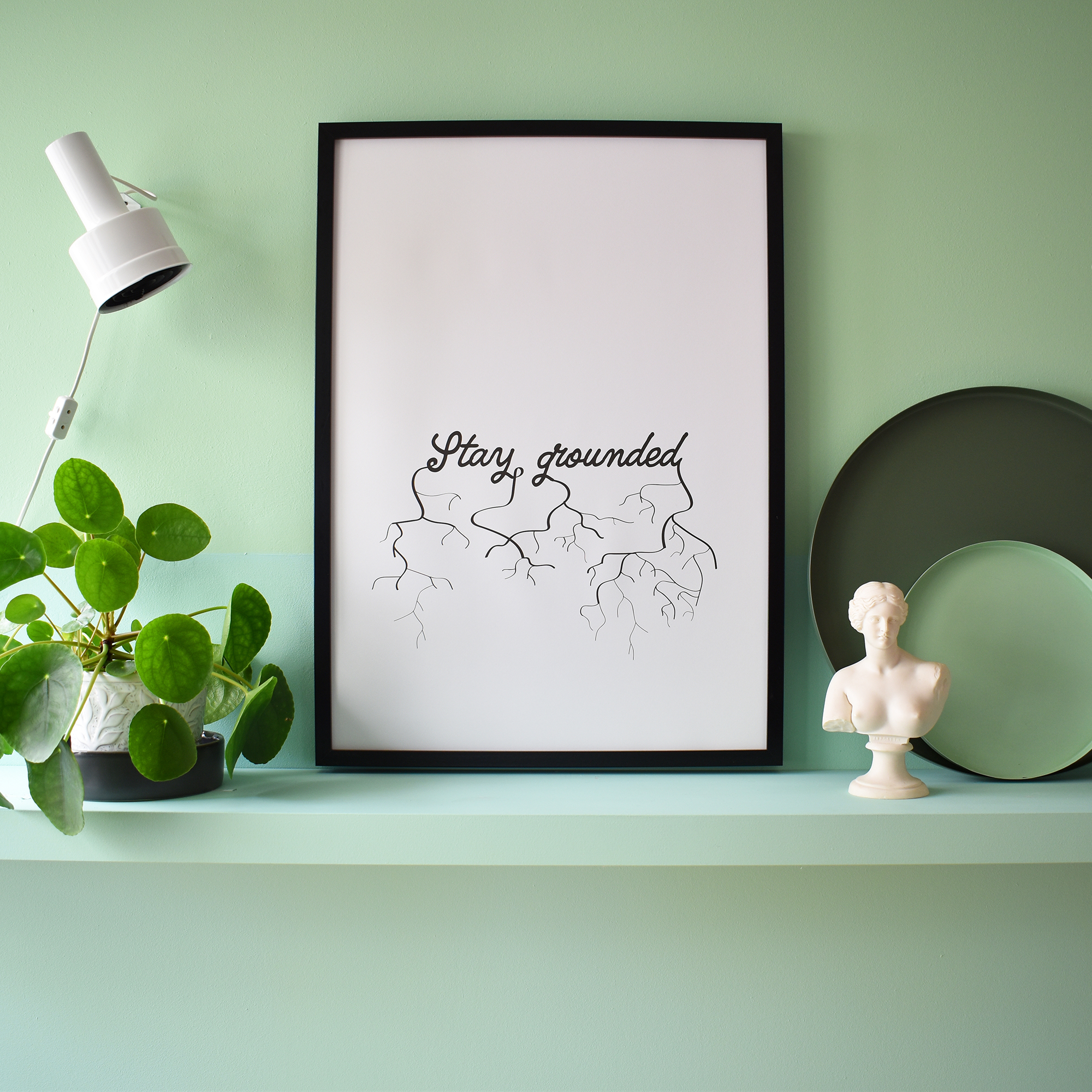 Stay grounded, svartvit poster 50x70cm - 2