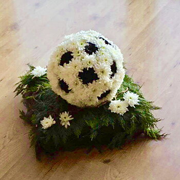 Blomsterdekoration fotboll - nr 722