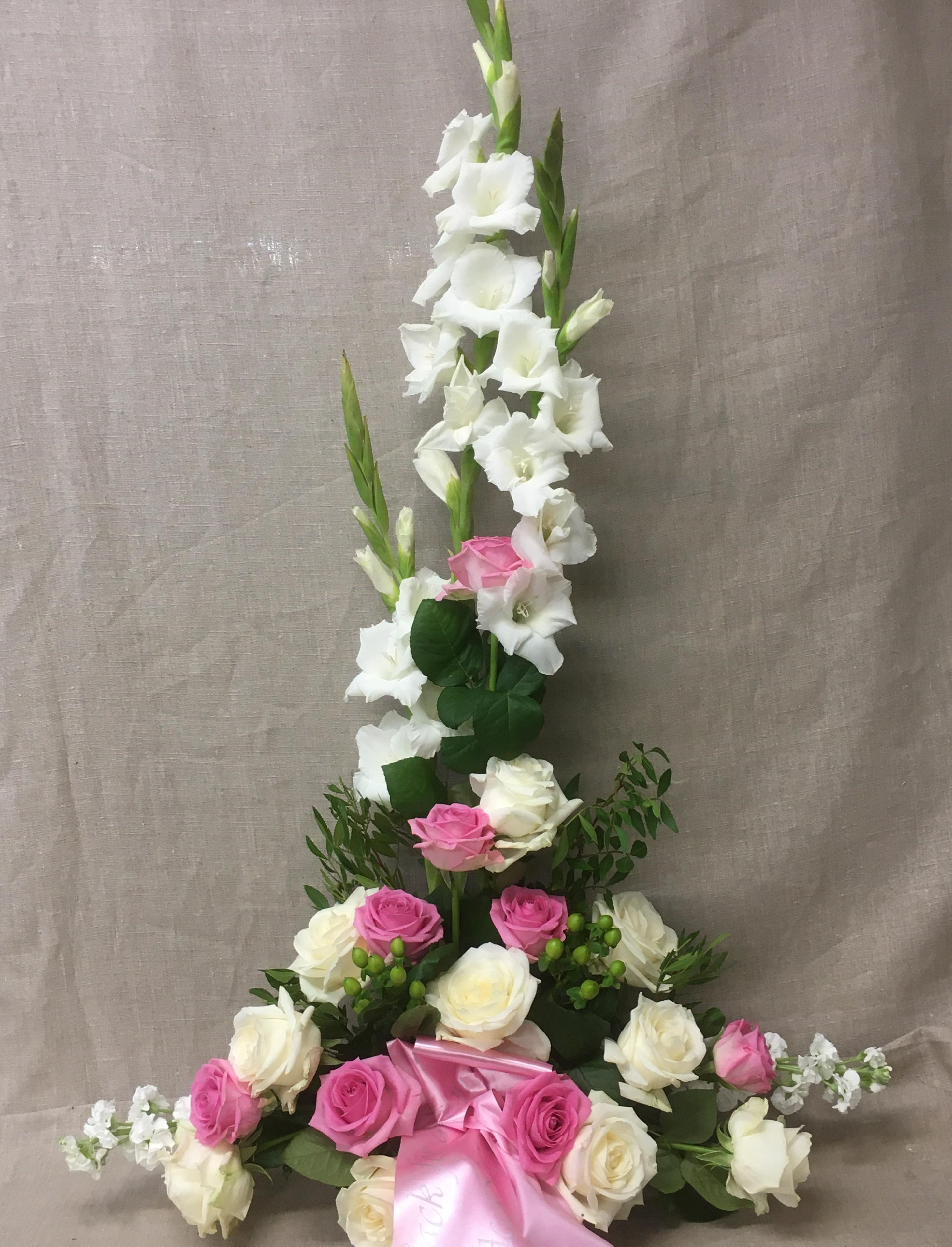 hög begravningsdekoration med Gladiolus nr 505 - 2