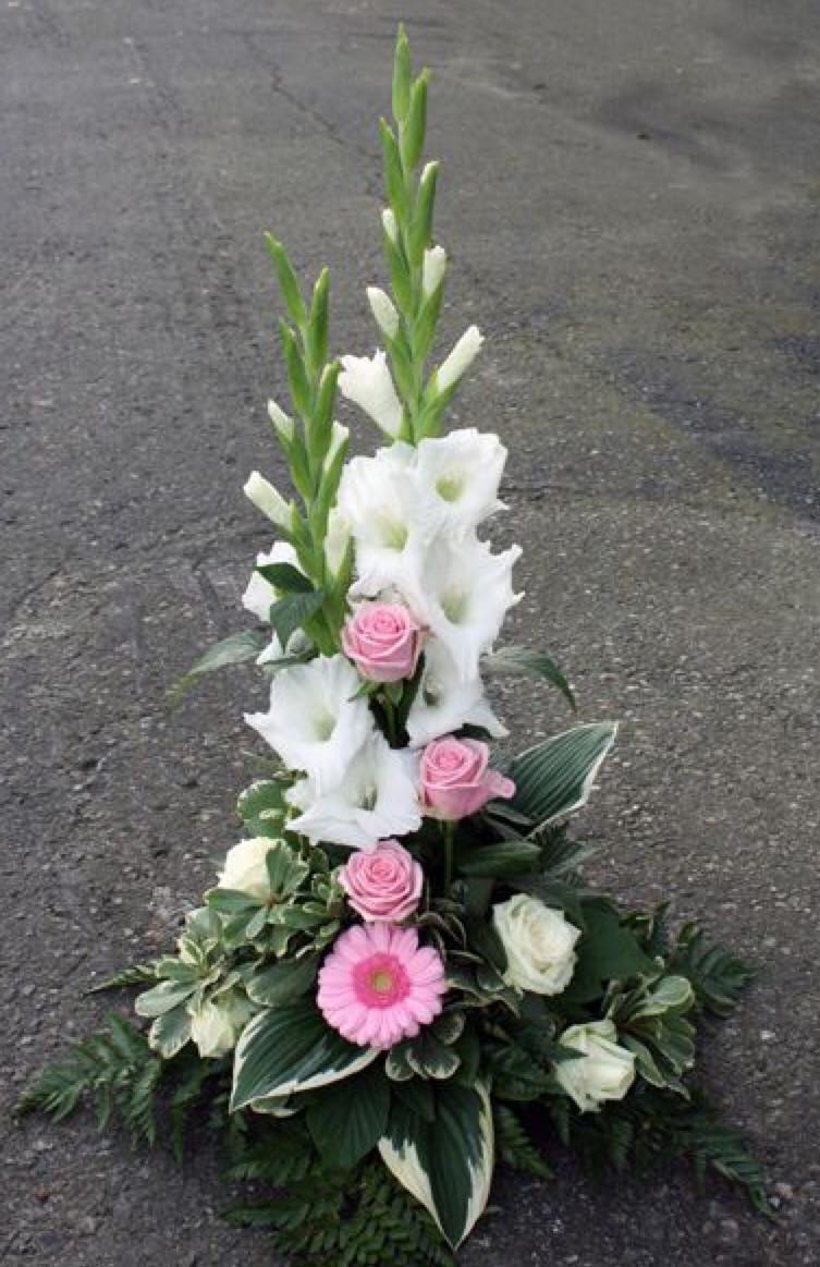 Begravningsblomma hög stående dekoration - nr 419