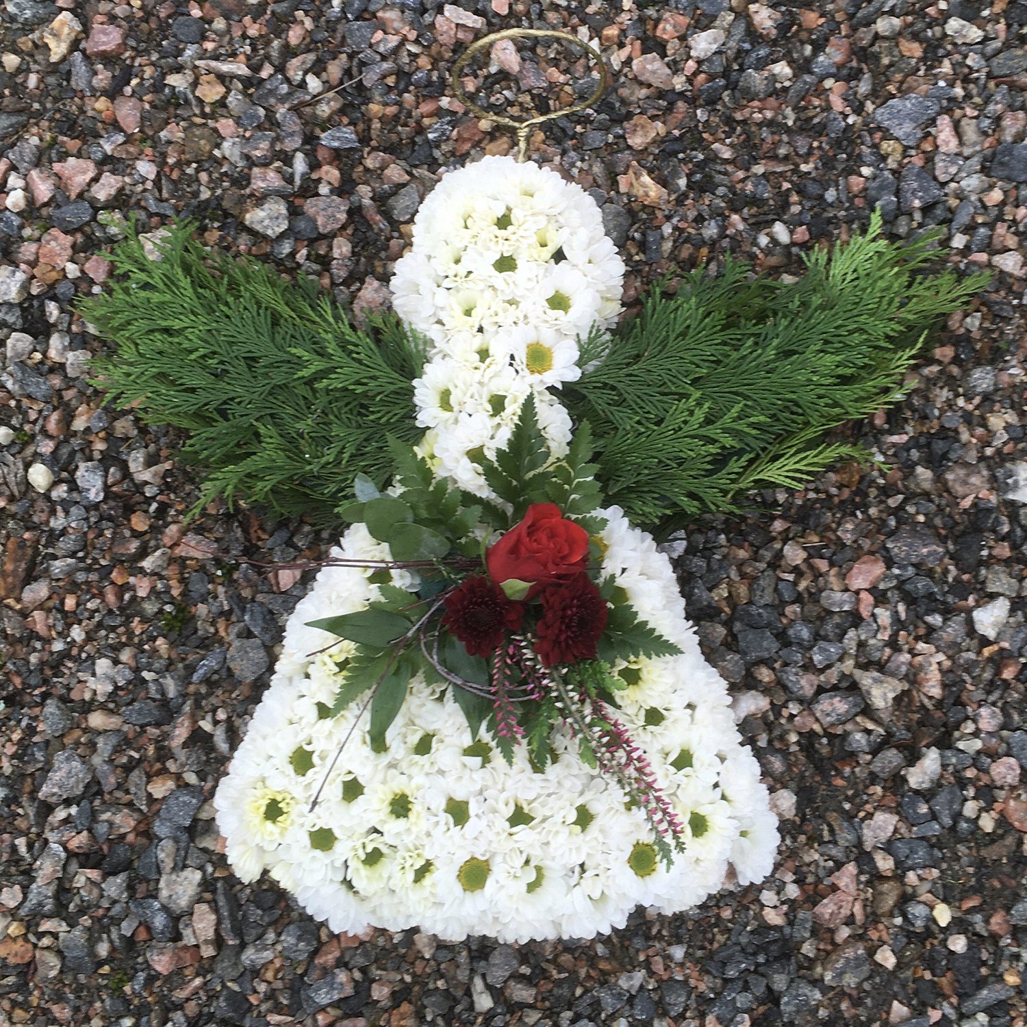 Begravningsblomma vacker ängel i vitt - nr 703 