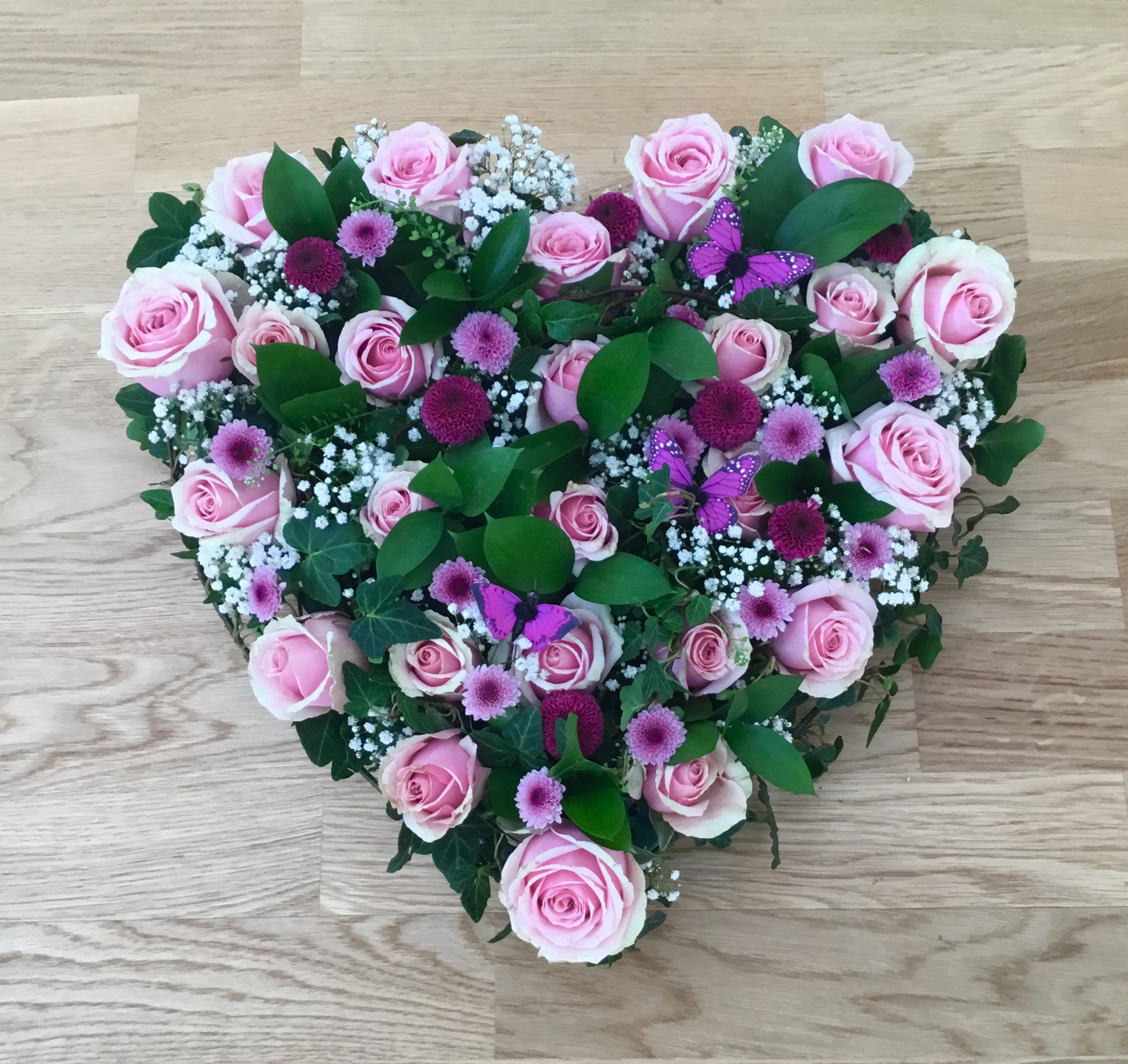Begravningshjärta i rosa toner - nr 220