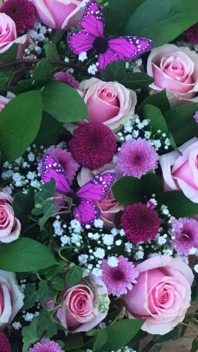 Begravningsblomma - Begravningskrans i oasis i lila och rosa - nr 134 - 2