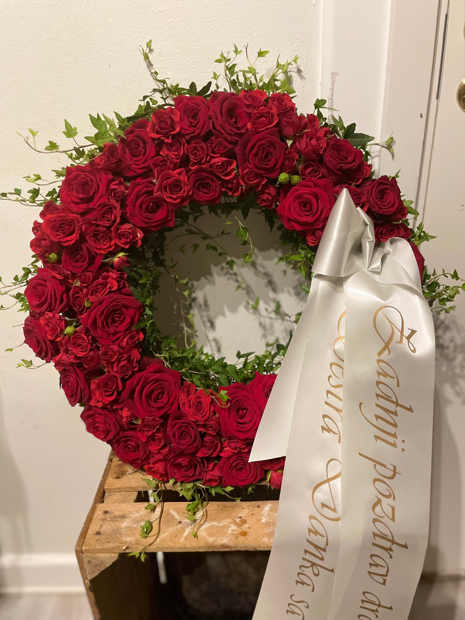 BEGRAVNINGSKRANSAR Se fler  begravningskransar här Läs mer ≫