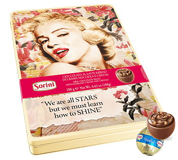 We are all stars - Chokladkulor med hasselnötskräm i metallask