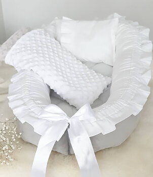 Babynest Bella ljusgrå modell 550