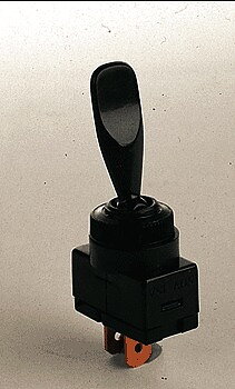Vippströmbrytare