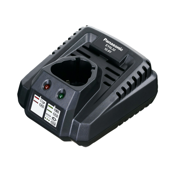 Panasonic Laddare EY0L32, 10,8v, UTGÅTT