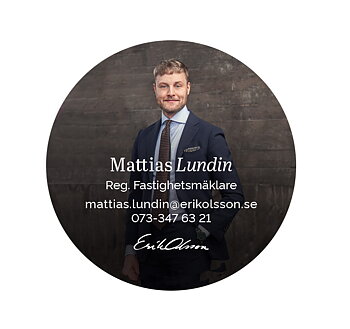 Klistermärke mäklare 