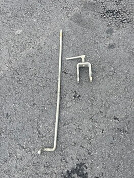 Väggfäste haki ca 0,4m-0,7m