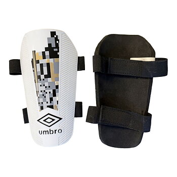 Umbro Formation Guard Benskydd