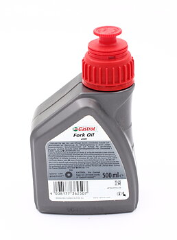 Olja Framgaffel. 5dl Castrol SAE20,
