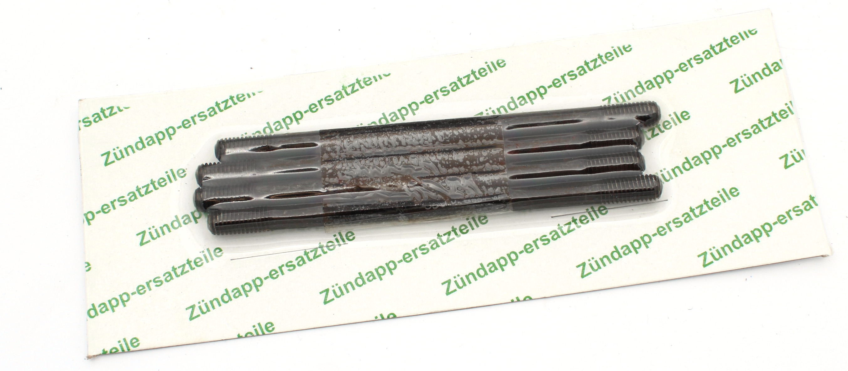 Pinnbult 4 st, 80cc M8x135