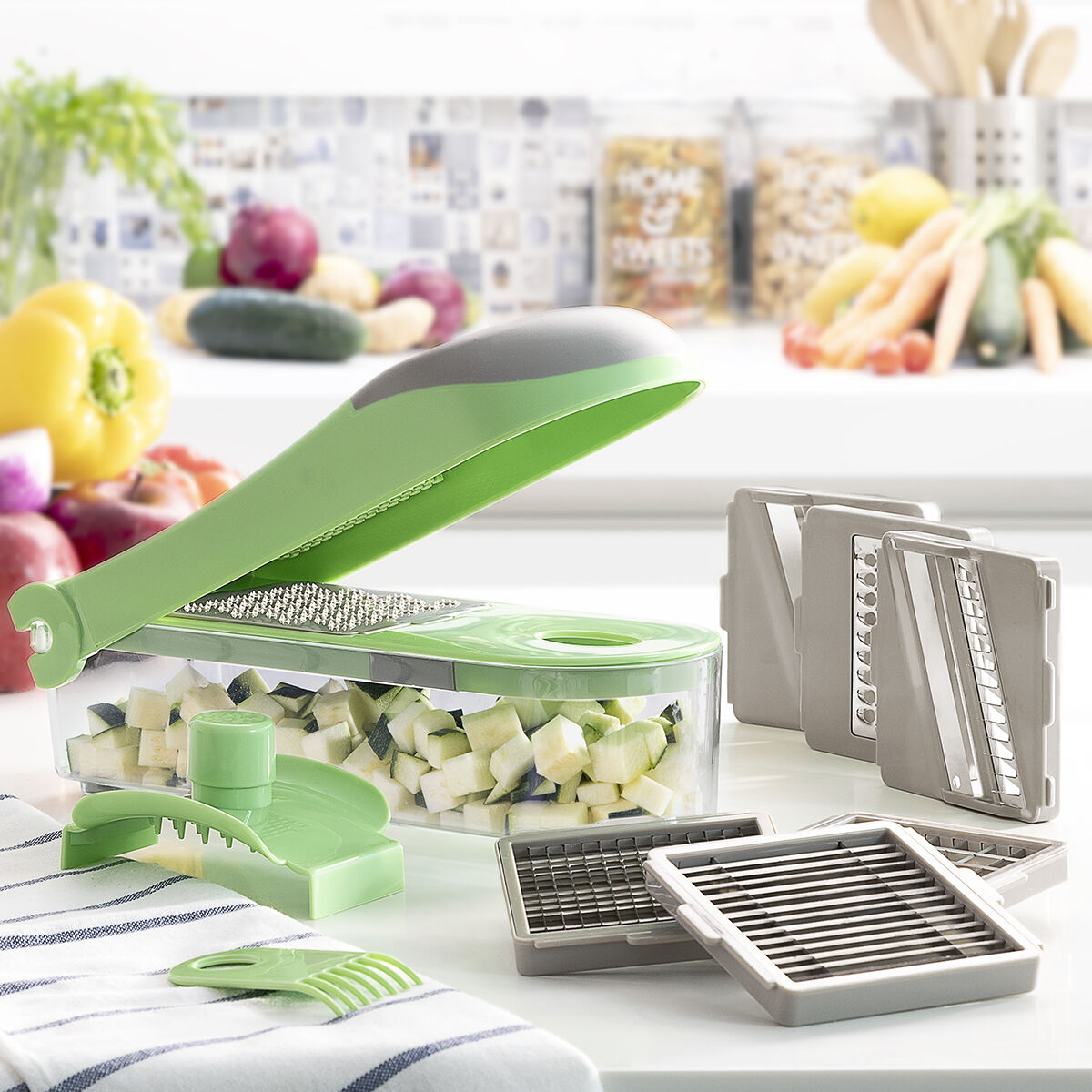 Grönsaksskärare, rivjärn och mandolin med 7 funktioner i 1, med recept och tillbehör Choppie Expert InnovaGoods - 9