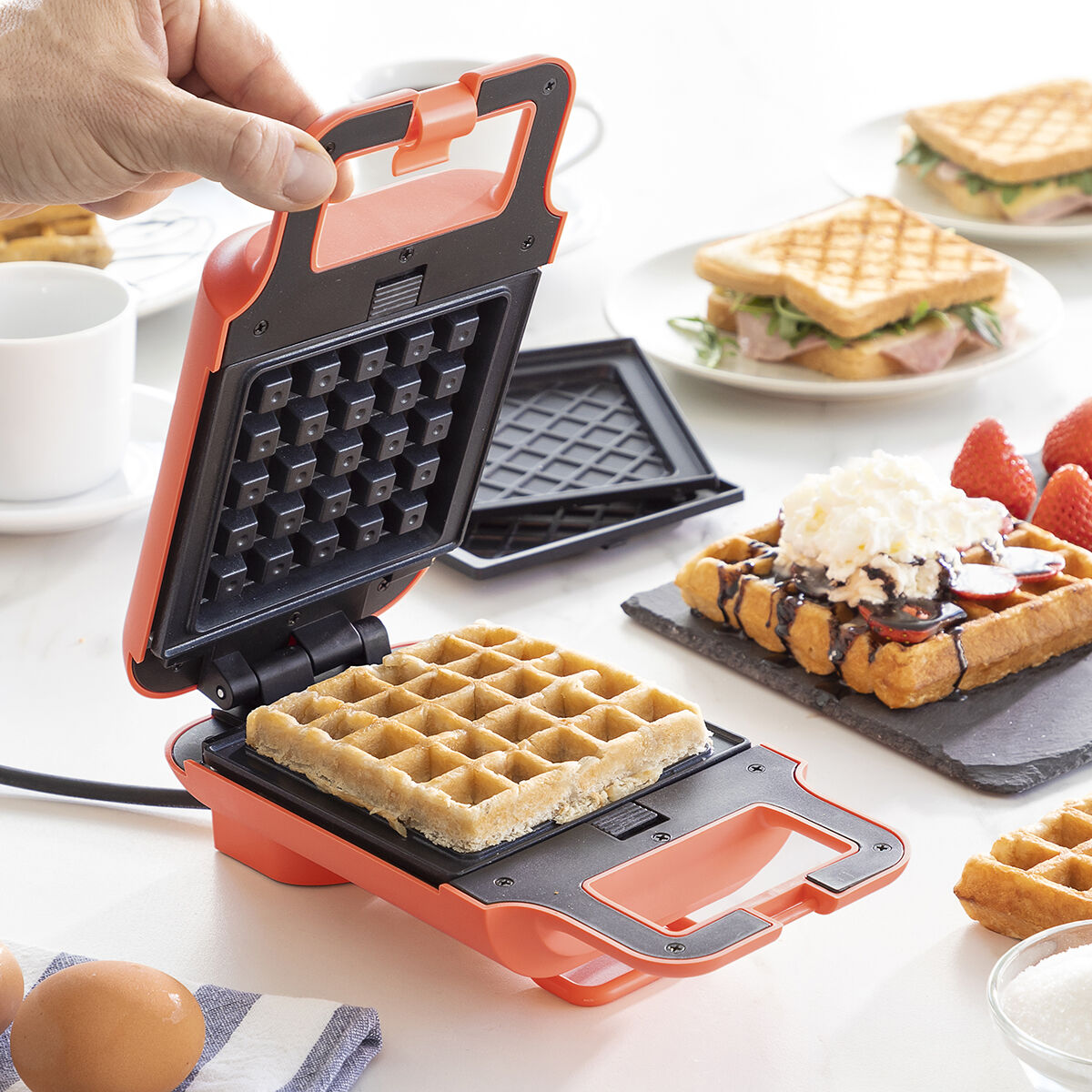 2-i-1 Våfflo- och smörgåsmaskin med recept Wafflicher InnovaGoods - 12