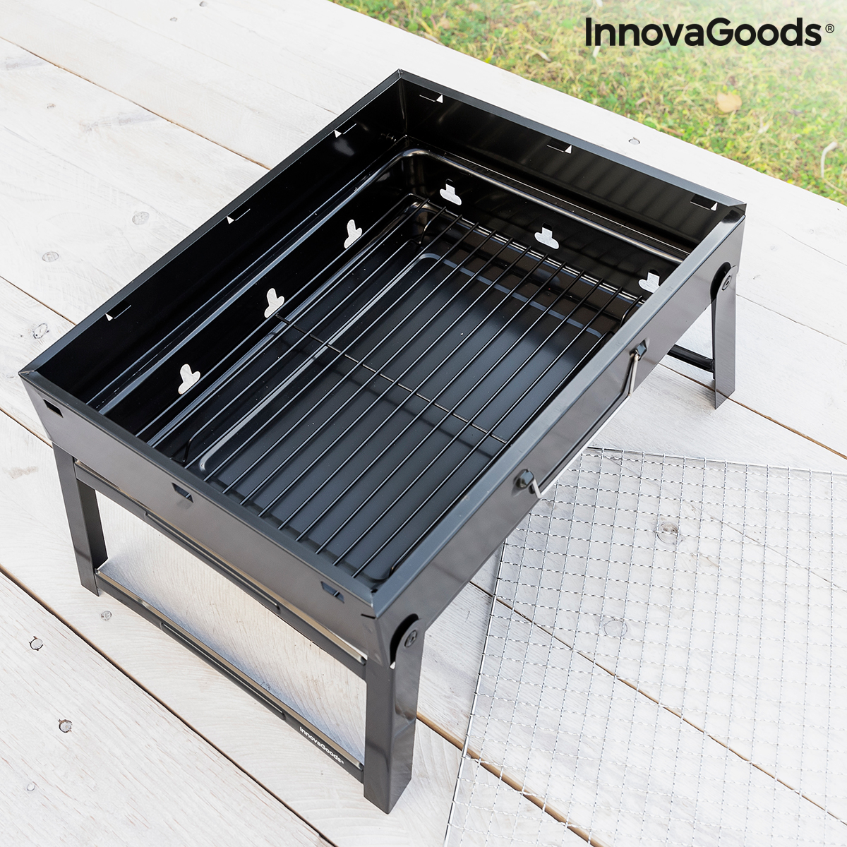 Hopfällbar bärbar kolgrill för användning med träkol BearBQ InnovaGoods - 7