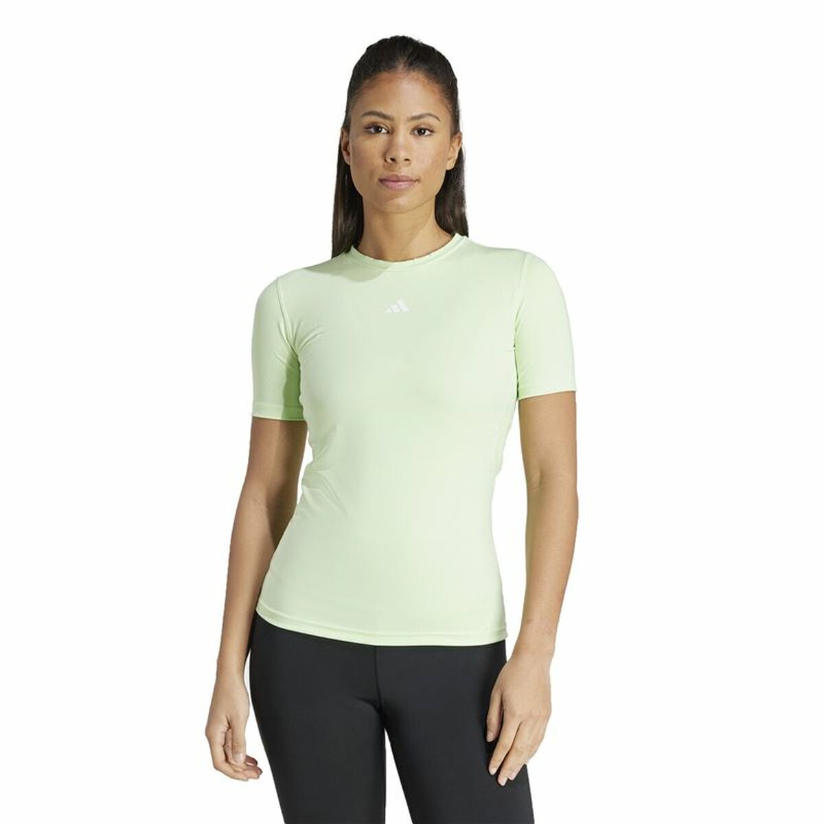 T-shirt med kortärm Dam Adidas Essentials Techfit Train Limegrön Ljusgrön - 2