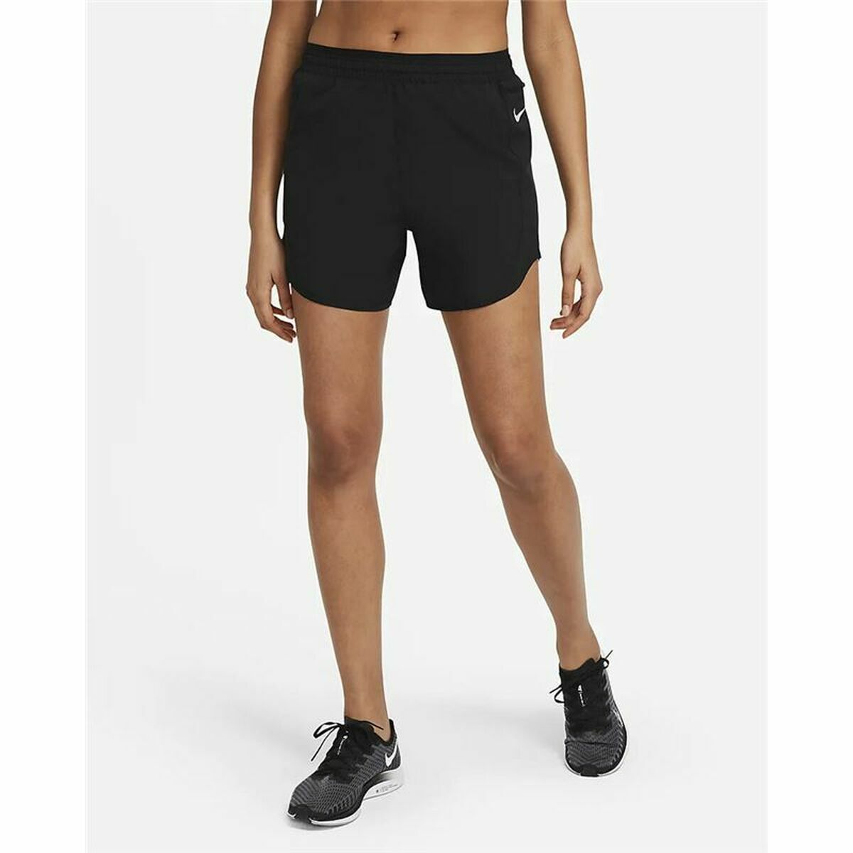Sportshorts för kvinnor Nike Tempo Luxe  Svart - 2