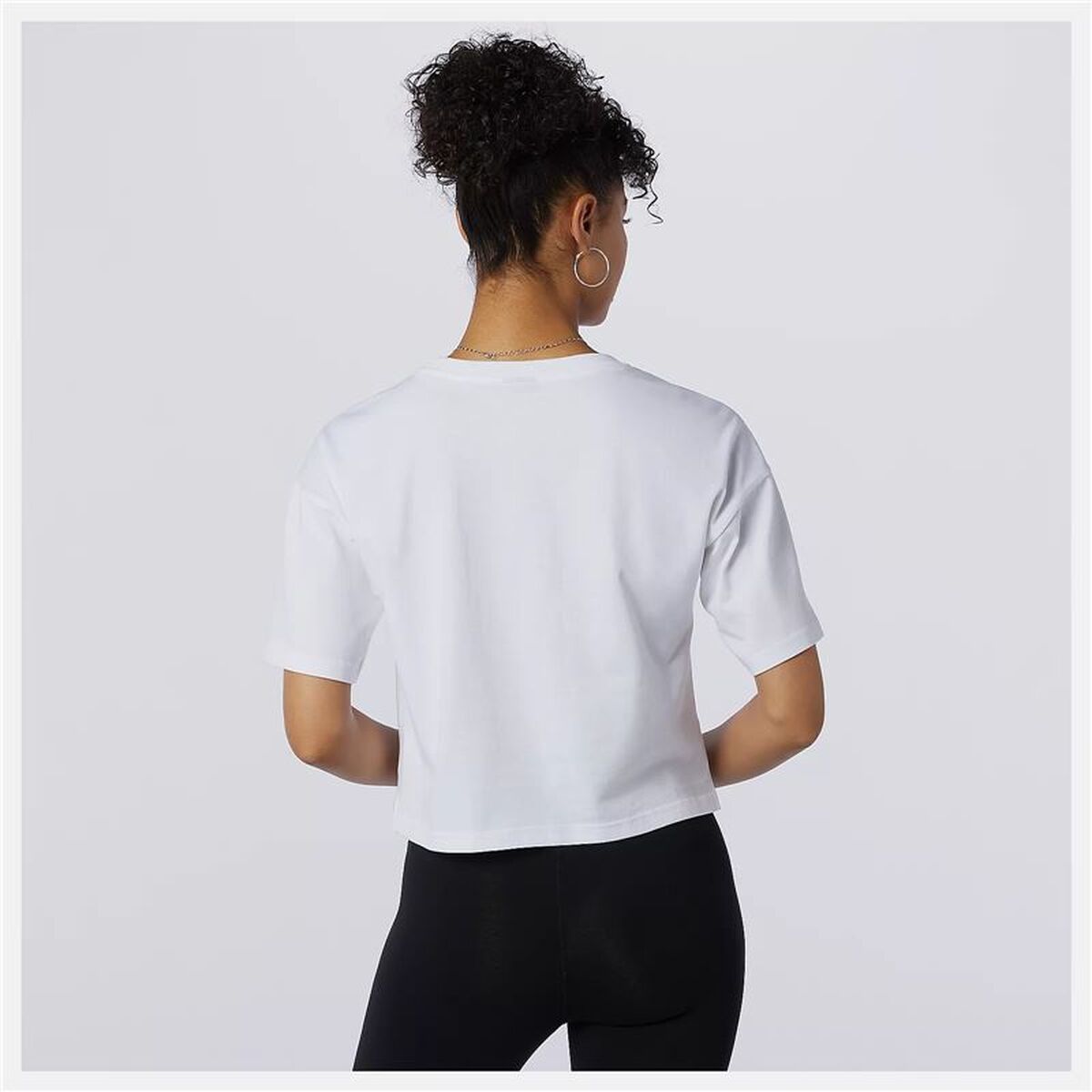 T-shirt med kortärm Dam New Balance Essentials Athletic Club Boxy Vit - 2