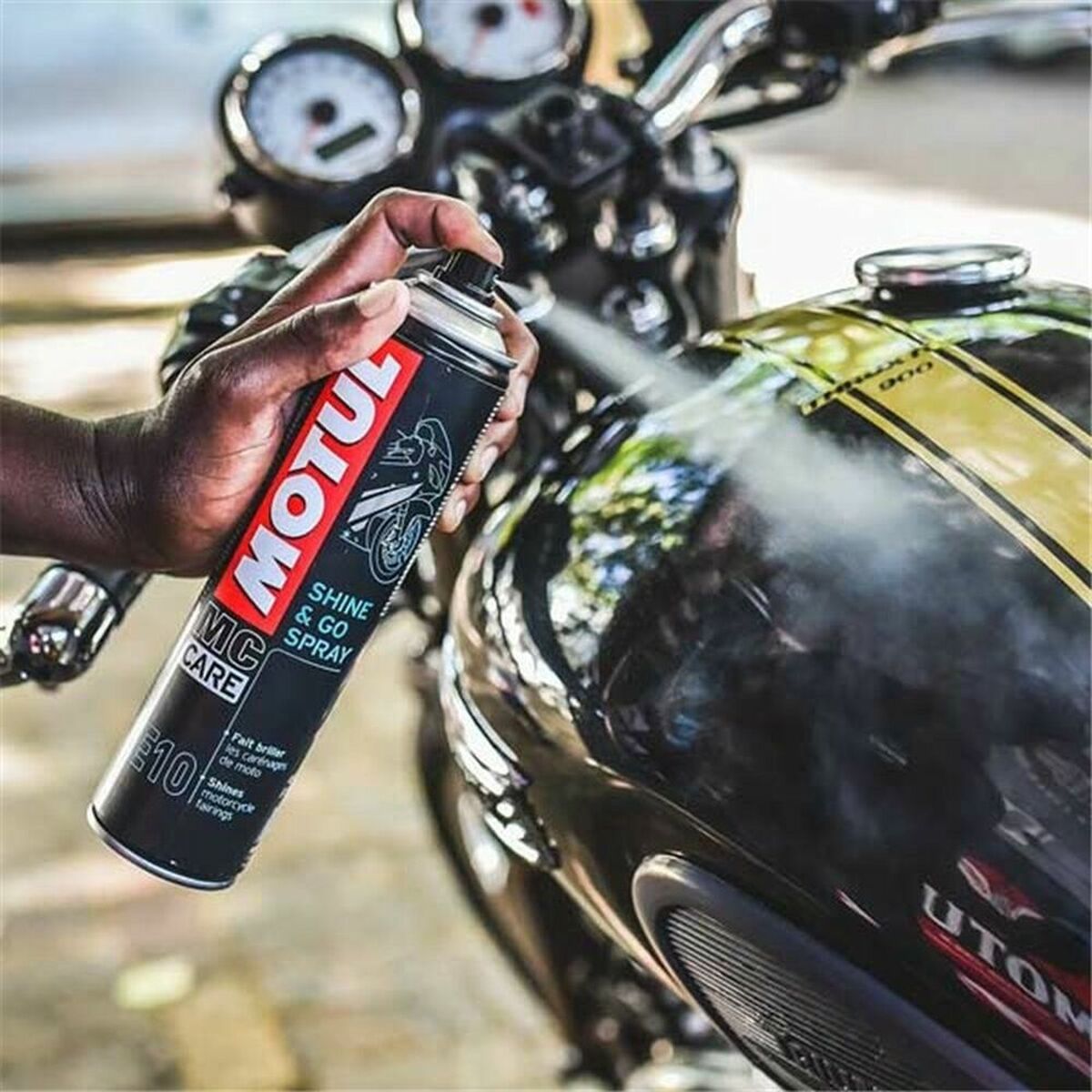 Silikonglansrengöring för motorcyklar Motul MTL103175 400 ml - 2
