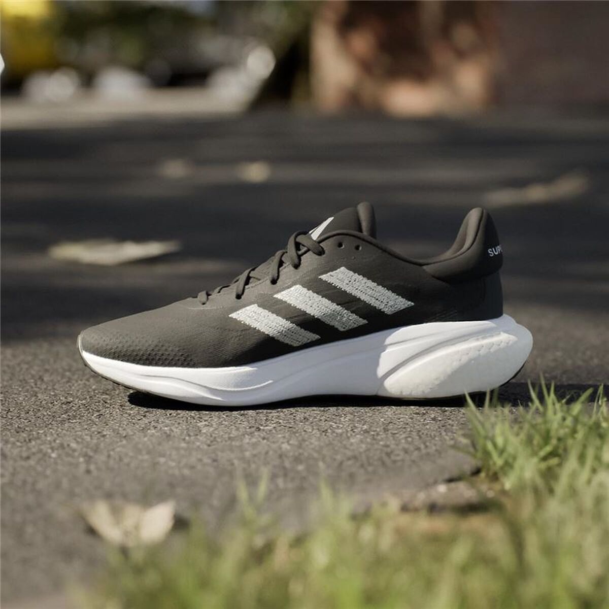 Löparskor, Vuxna Adidas Supernova 3 Svart - 2